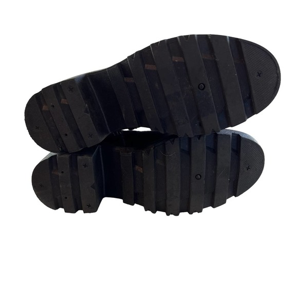 Cupio Women’s faux leather black booties combat casual. size 7  #S104 - Picture 5 of 13